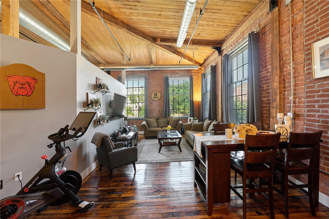 99 Allen Street, Unit 211 Woonsocket, RI 02895 - Photo 5 of 32