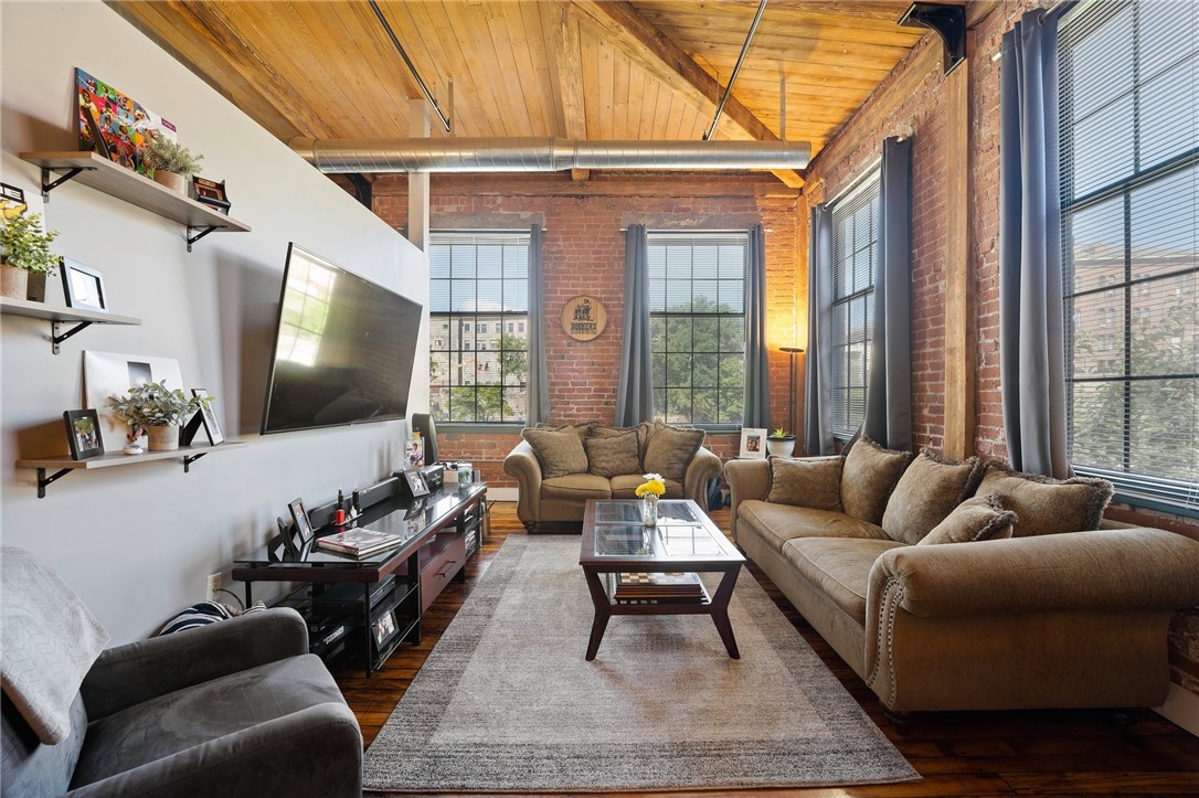 99 Allen Street, Unit 211 Woonsocket, RI 02895 - Photo 6 of 32