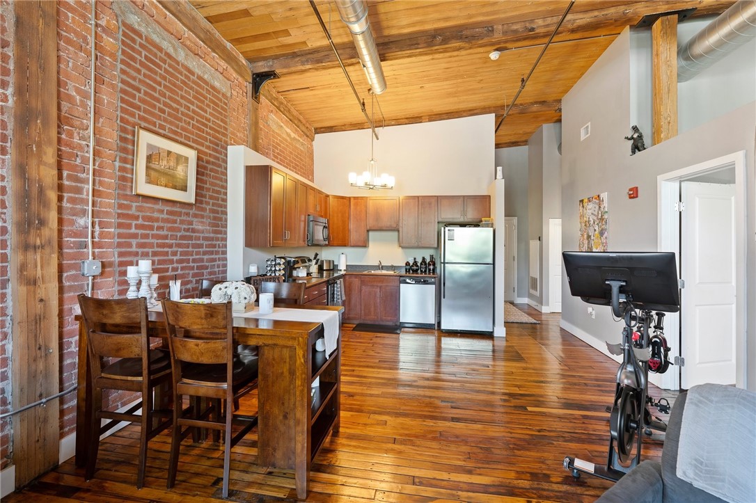99 Allen Street, Unit 211 Woonsocket, RI 02895 - Photo 8 of 32