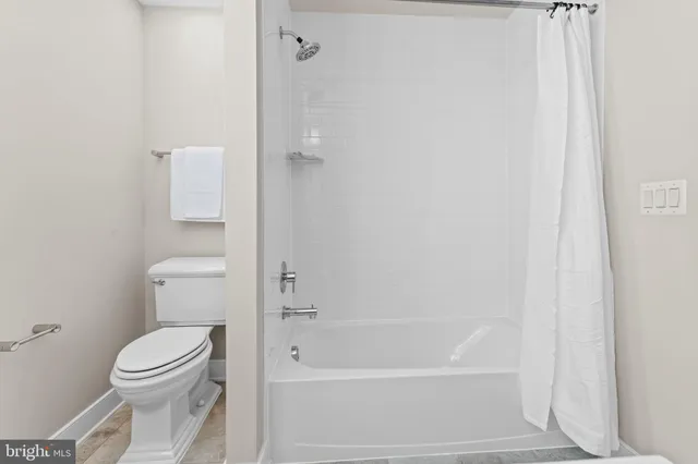 $970,000 | 2823 24th Road South, Arlington, VA 22206