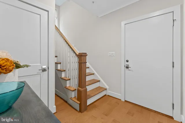 $970,000 | 2823 24th Road South, Arlington, VA 22206