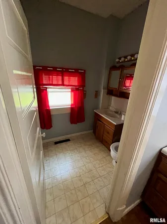 $150,000 | 1038 North 1st Street, Springfield, IL 62702