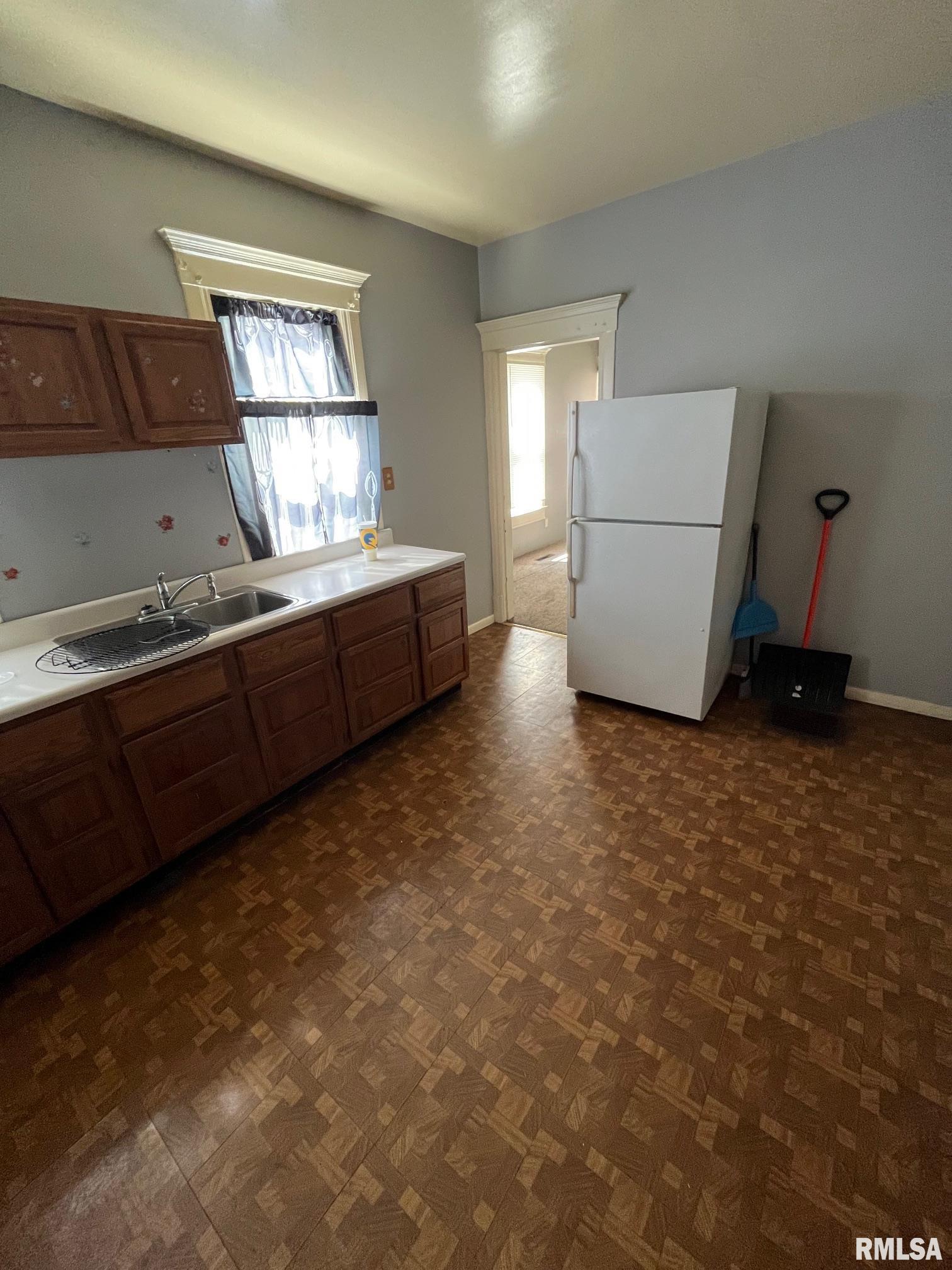 1038 North 1st Street Springfield, IL 62702 - Photo 9 of 15