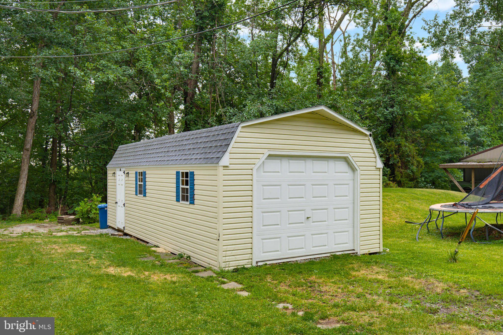 1607 Holtz Road Enola, PA 17025 - Photo 30 of 39