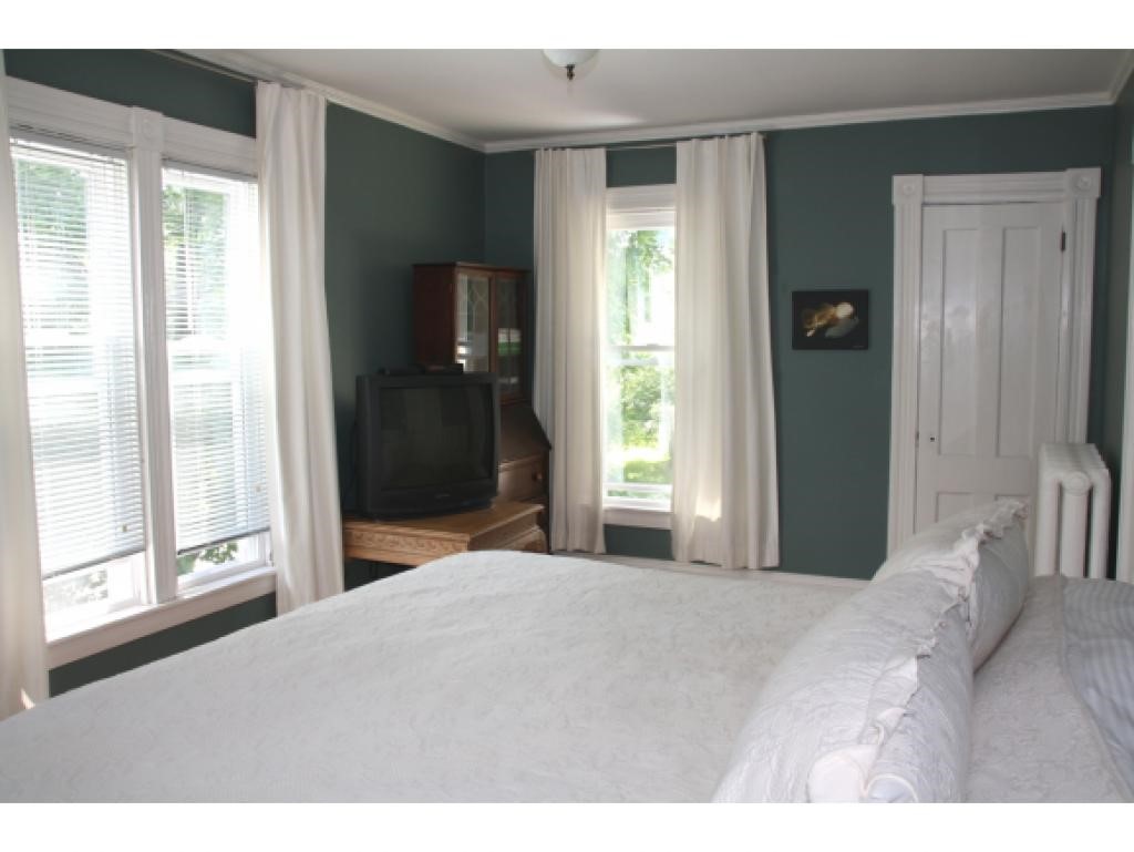 176 Grove Street Rutland, VT 05701 - Photo 20 of 29
