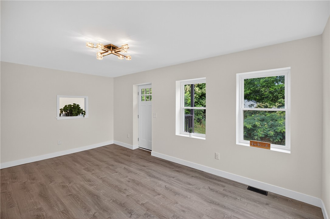 1103 Scott Drive Anderson, SC 29624 - Photo 11 of 23 Living Room with Peep Through Window