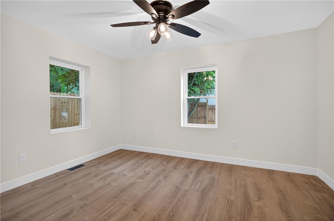1103 Scott Drive Anderson, SC 29624 - Photo 19 of 23 Second Bedroom