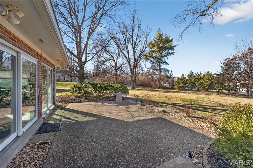 11549 Clayton Road St. Louis, MO 63131 - Photo 11 of 19 Gallery Image 11