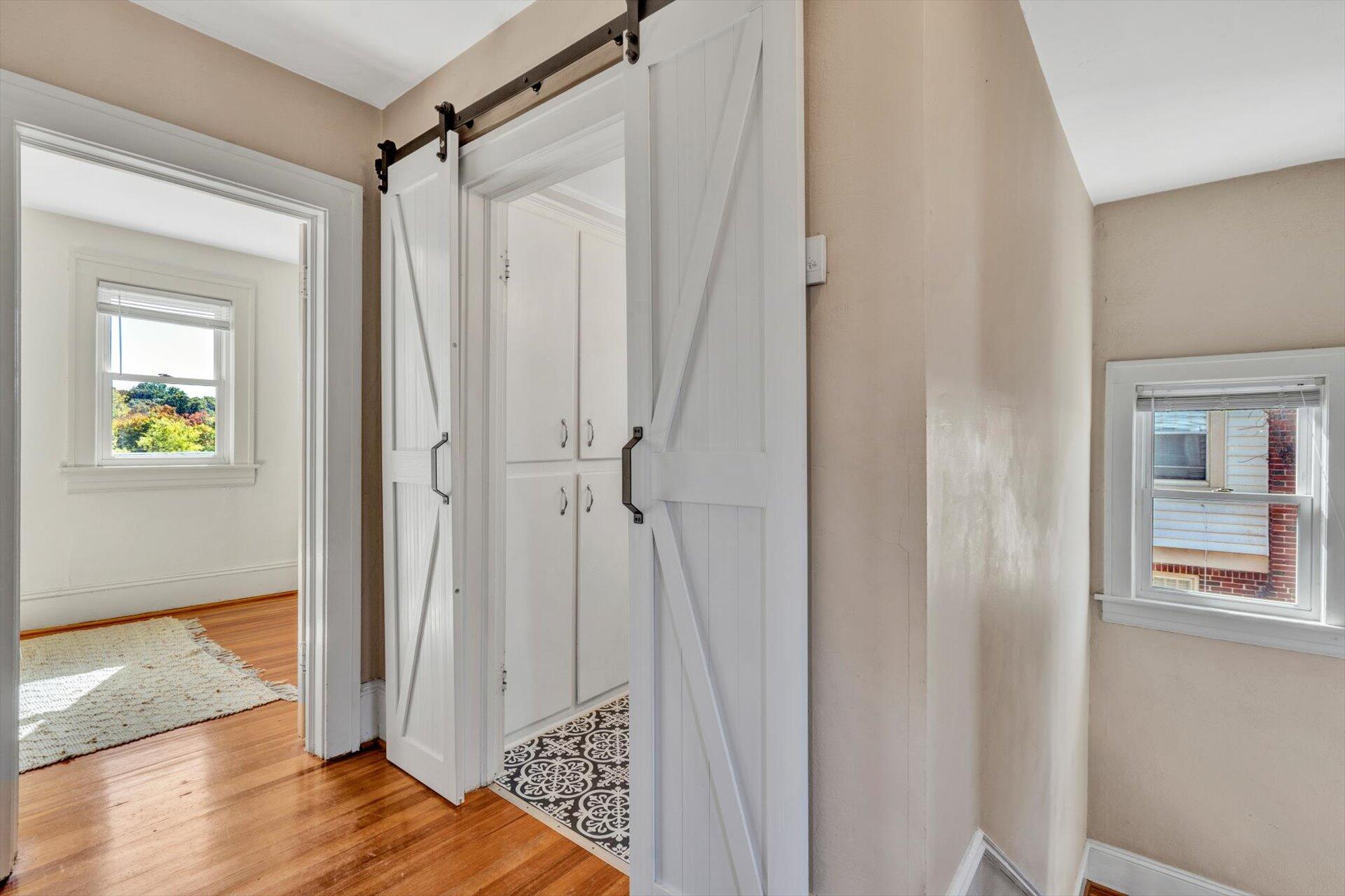 2424 Tillett Road Southwest Roanoke, VA 24015 - Photo 21 of 29 21-DSC7264