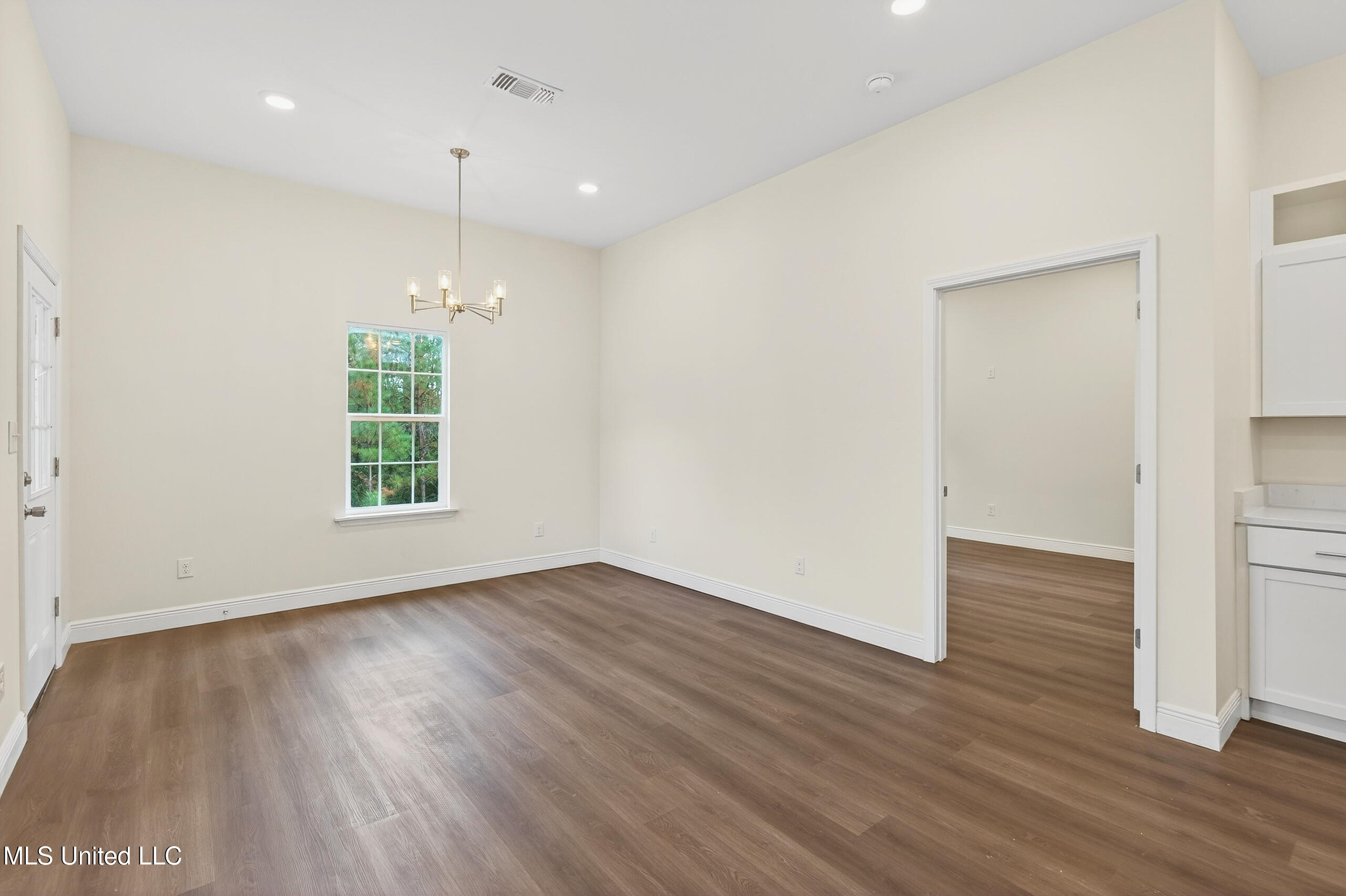 19452 Stewart Street Saucier, MS 39574 - Photo 10 of 36 19452StewartSt-10