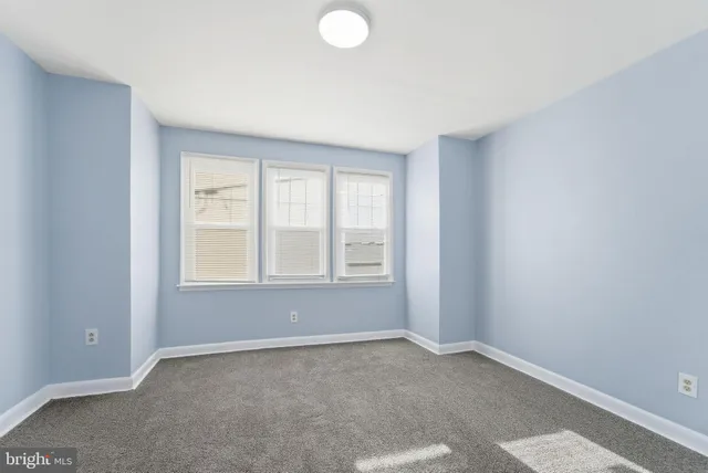 $229,900 | 601 Hunter Street, Gloucester City, NJ 08030