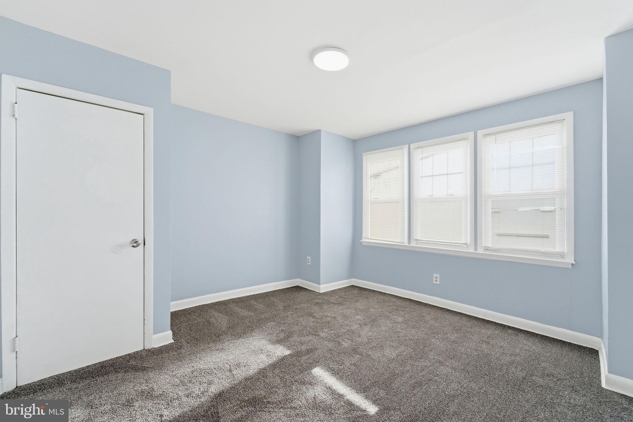 601 Hunter Street Gloucester City, NJ 08030 - Photo 26 of 35 an empty room with windows