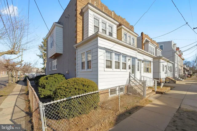 $229,900 | 601 Hunter Street, Gloucester City, NJ 08030