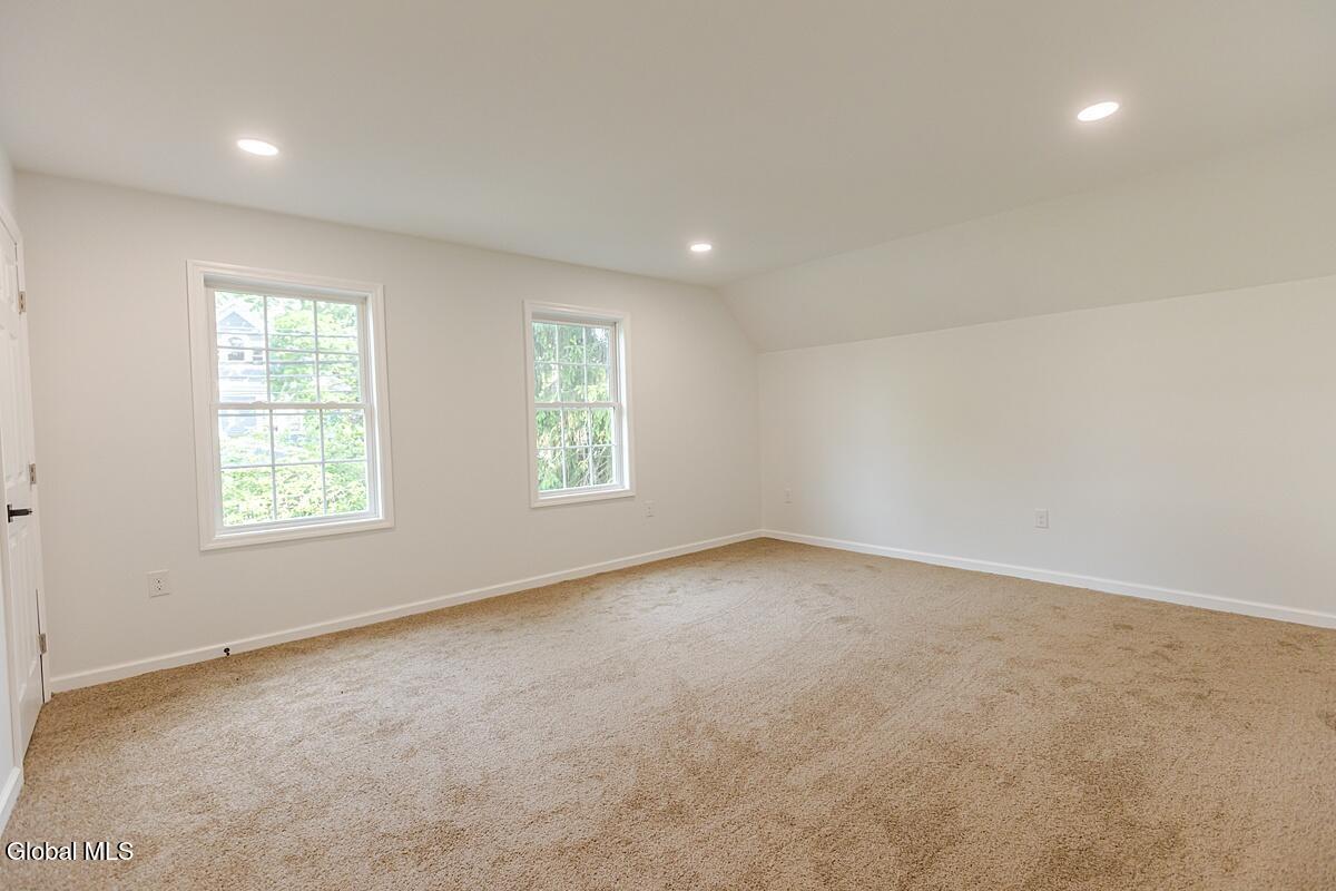 1659 Lenox Road Schenectady, NY 12308 - Photo 37 of 64 CBP-28