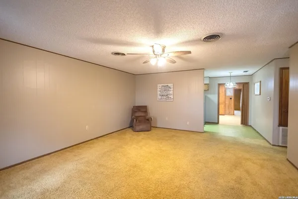 $249,900 | 105 South Sayers Drive, Devine, TX 78016
