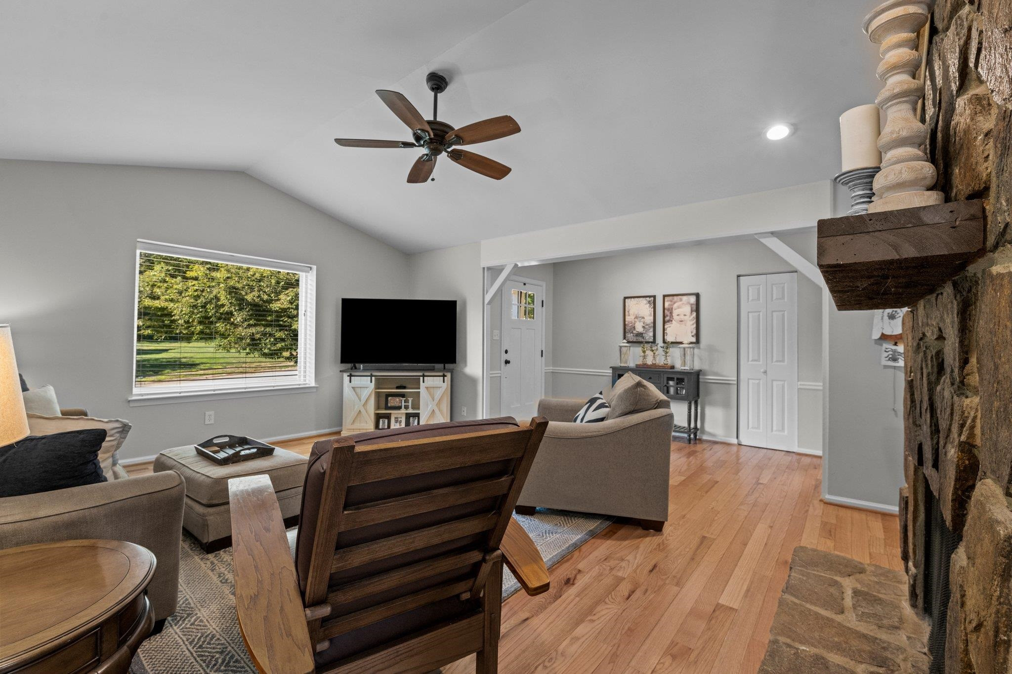 5421 Old Towne Road Raleigh, NC 27612 - Photo 8 of 39 Family Room