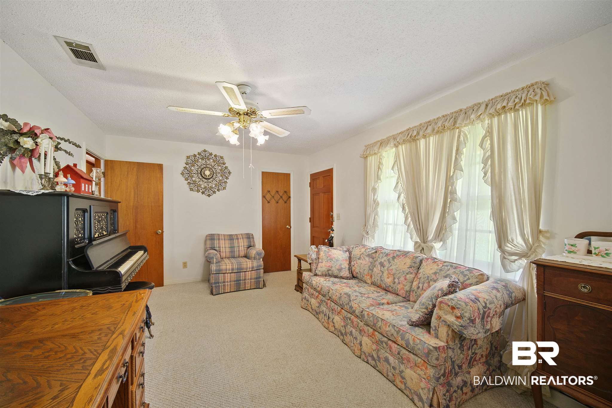 113 Perrys Chapel Road Gainestown, AL 36540 - Photo 30 of 47 Formal Living Room