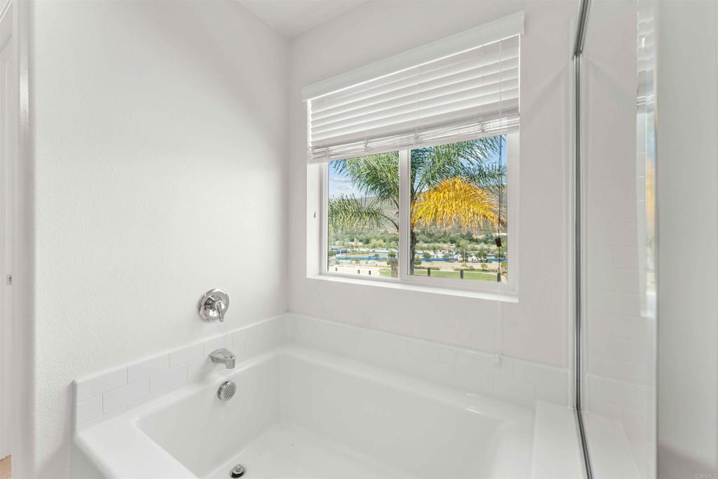 35664 Asturian Way Fallbrook, CA 92028 - Photo 24 of 56