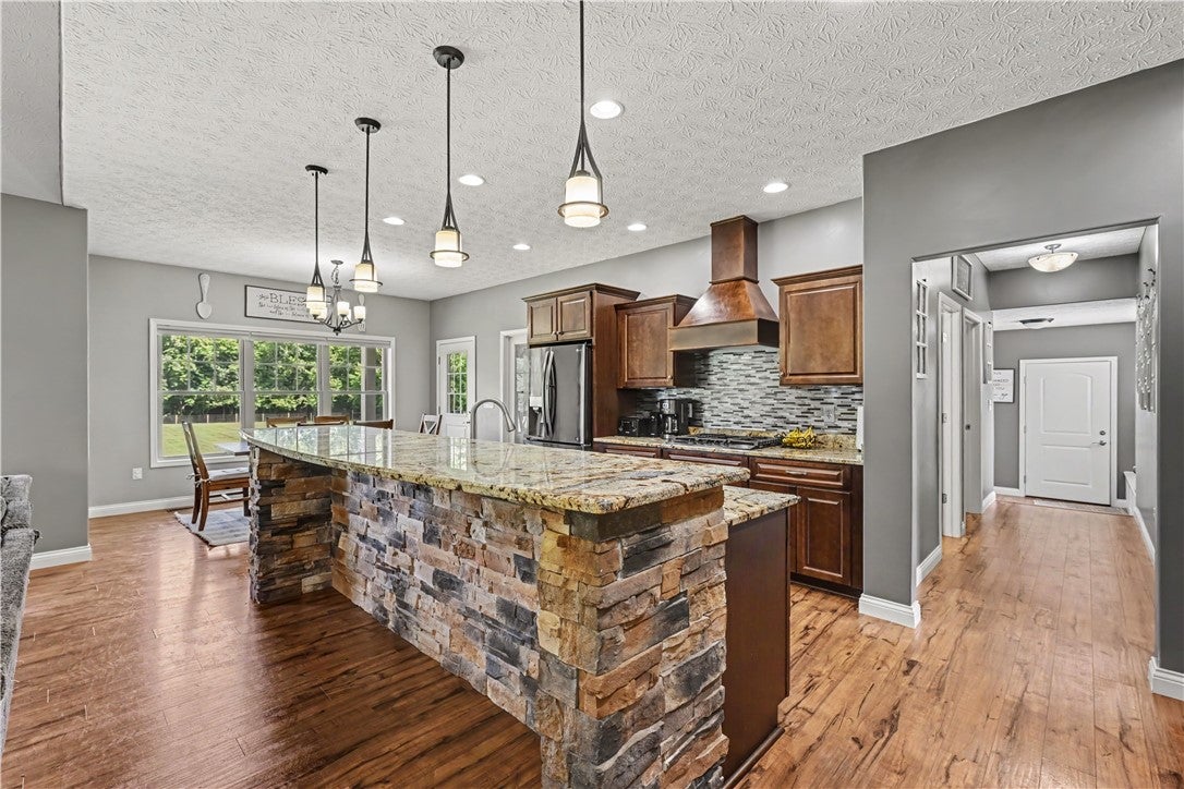 7076 Peters Road Tipp City, OH 45371 - Photo 12 of 45 Gallery Image 12