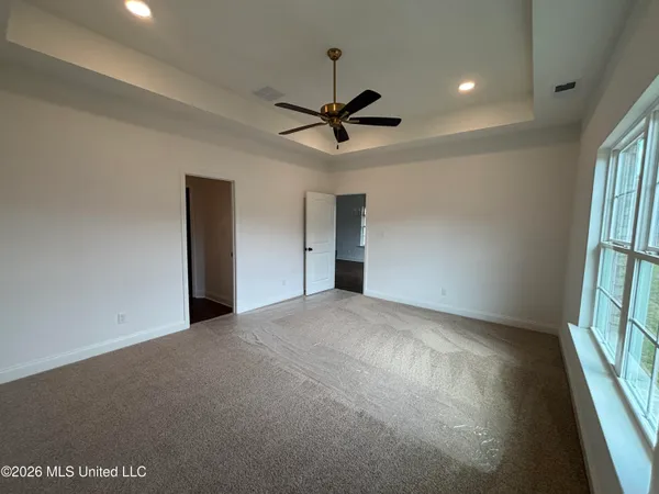 $362,950 | 6069 River Birch Road East, Walls, MS 38680