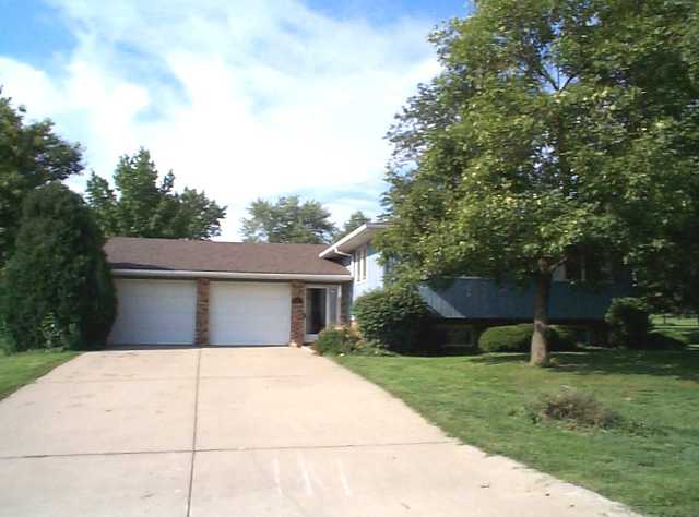 15 Marion Point Pekin, IL 61554 - Photo 1 of 1 Gallery Image 1