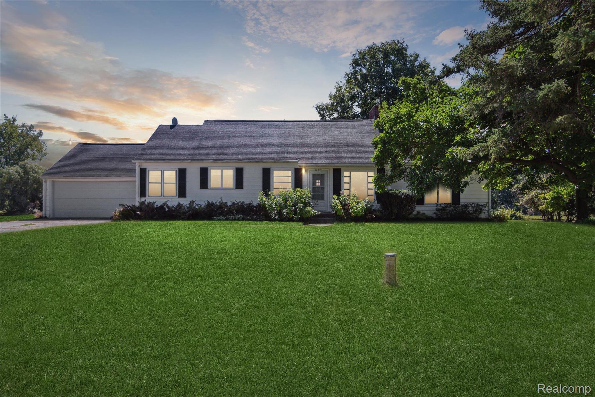 2850 East Clyde Road Howell, MI 48855 - Photo 9 of 80 Gallery Image 9