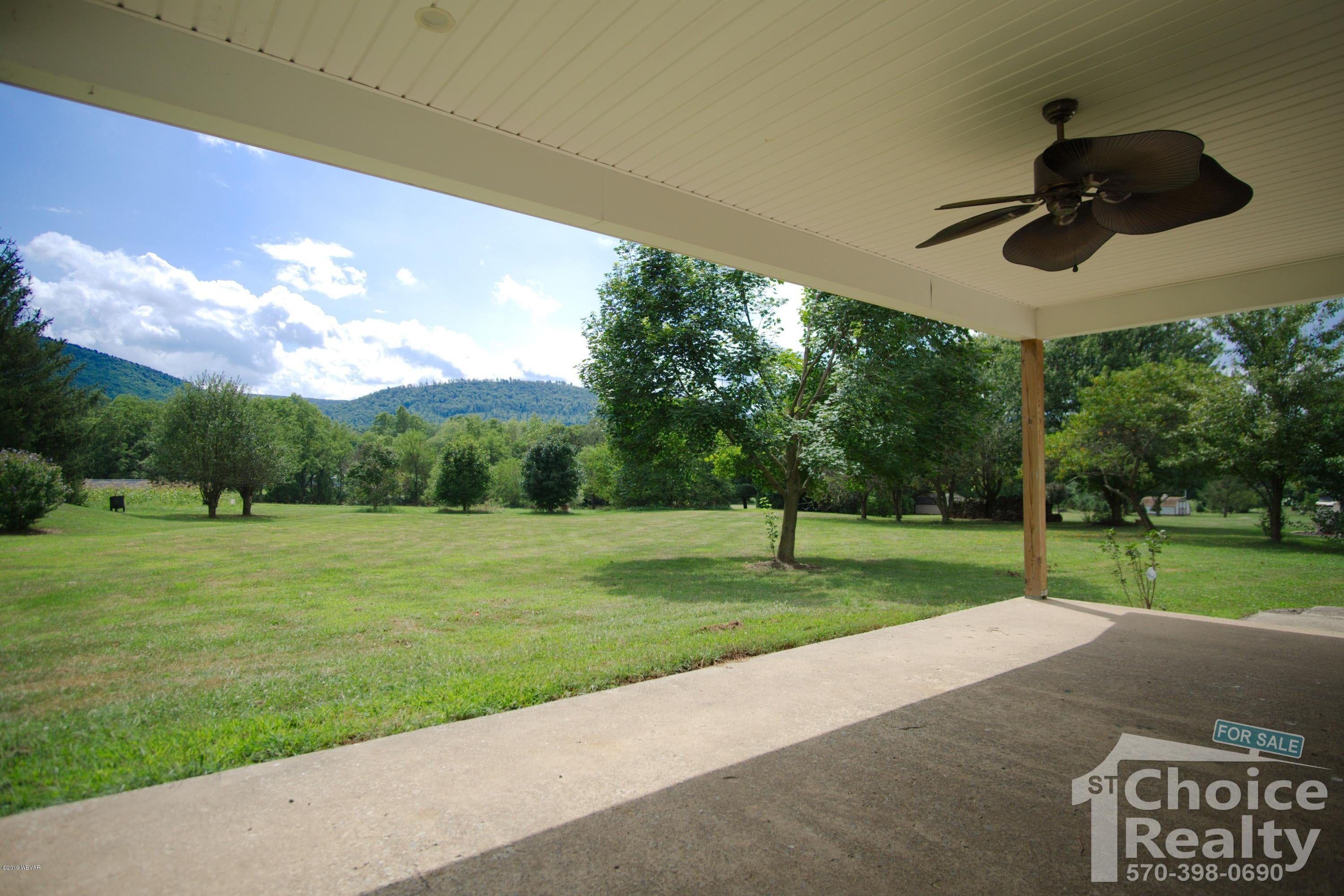 316 Wells Road Williamsport, PA 17702 - Photo 24 of 26 Rear Porch