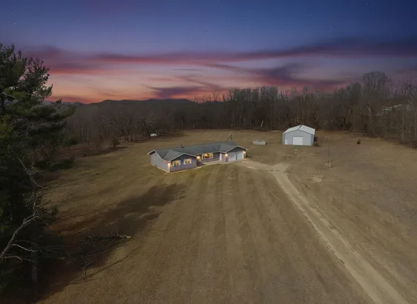 $843,000 | N8751 Highway 53, Holland, WI 54636