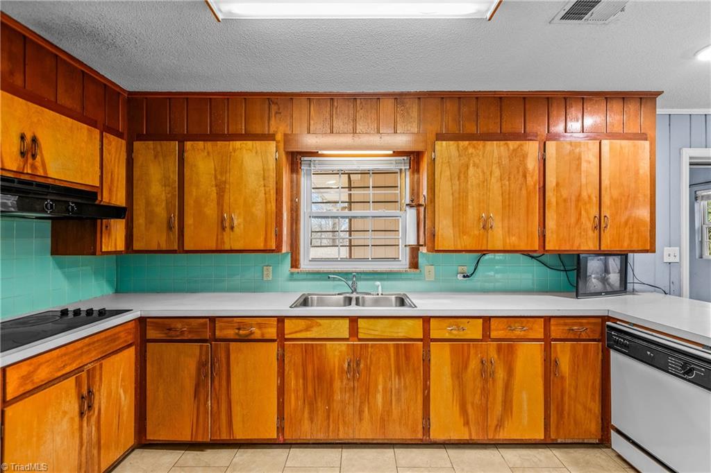 120 Martindale Road Winston-Salem, NC 27107 - Photo 11 of 27