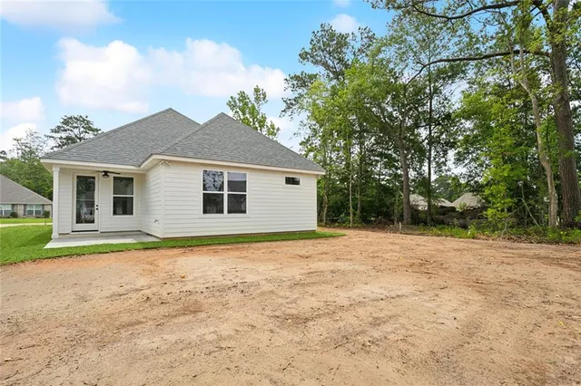 $275,000 | 75705 Rickelin Drive, Covington, LA 70435