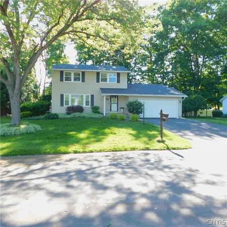 $315,000 | 7346 Barnyard Circle, Clay, NY 13088