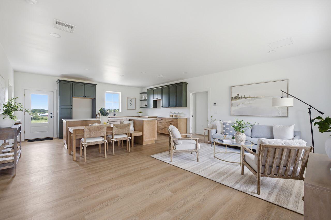 27 Furlong Road Richmond, ME 04357 - Photo 1 of 24 Quality Craftsmanship