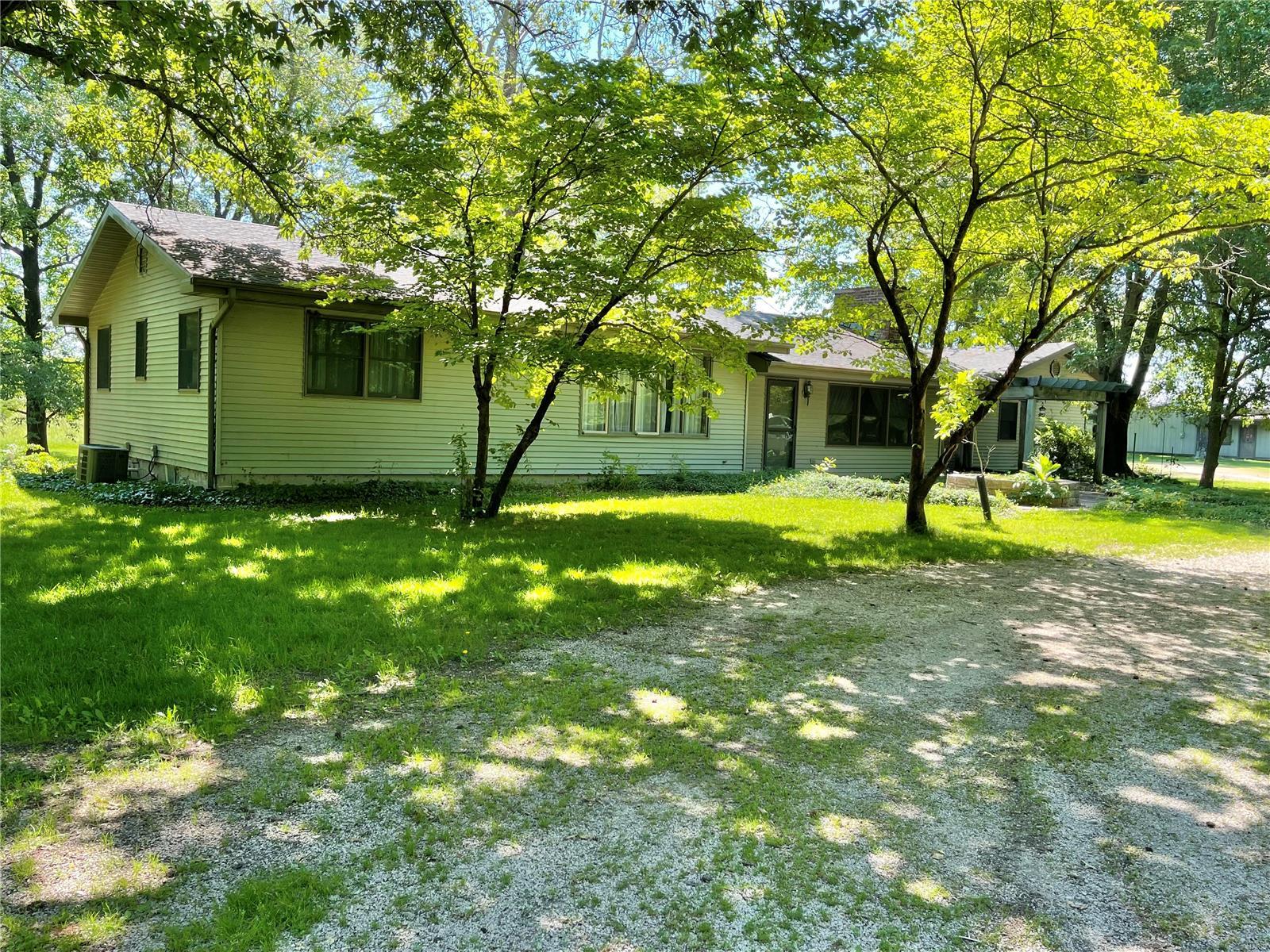16276 Caulk Road Irving, IL 62051 - Photo 4 of 36