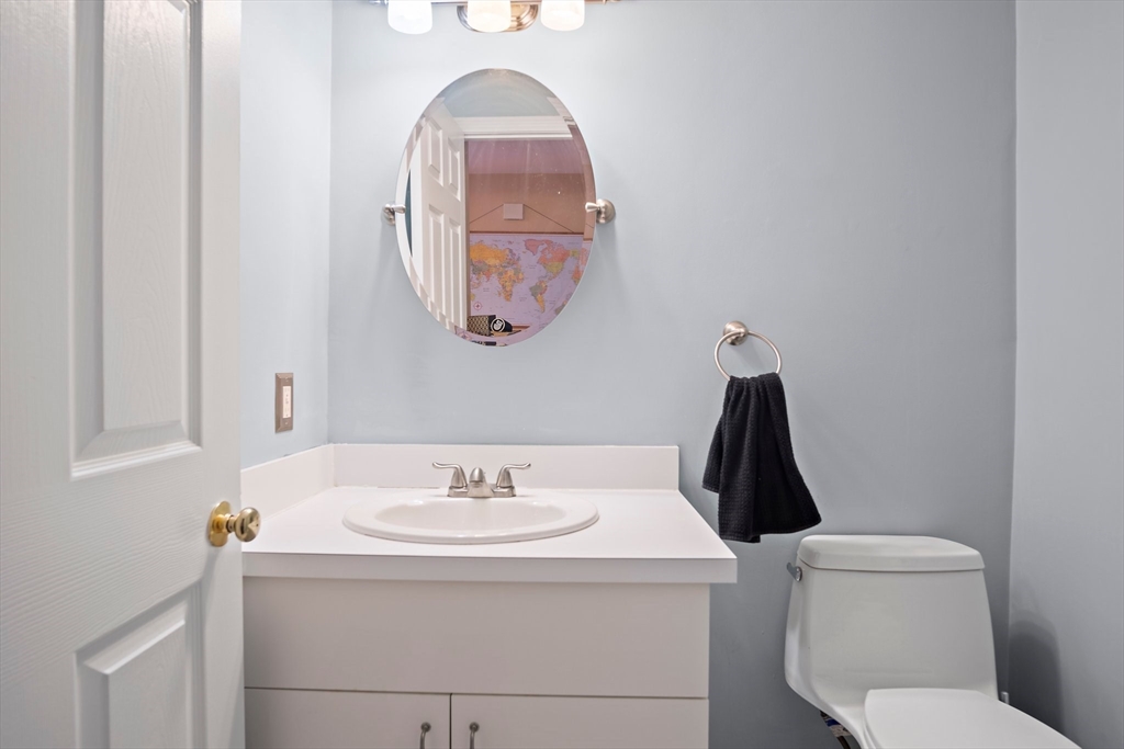 3 Mariners Way, Unit 3 Salem, MA 01970 - Photo 17 of 37 a bathroom with a sink and a mirror