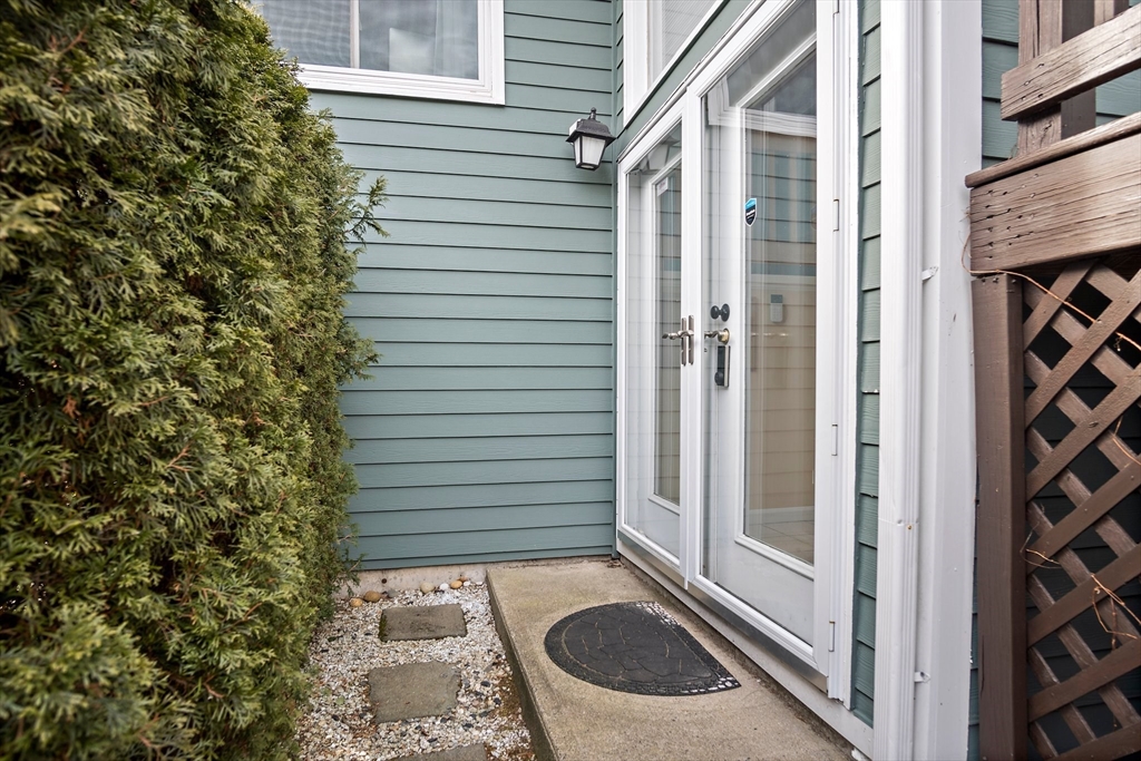 3 Mariners Way, Unit 3 Salem, MA 01970 - Photo 2 of 37 a view of a door and a porch