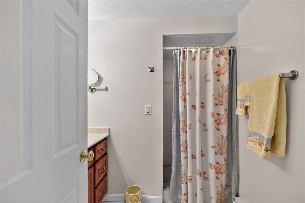 287 Ocean Street, Unit C2 Barnstable, MA 02601 - Photo 30 of 34