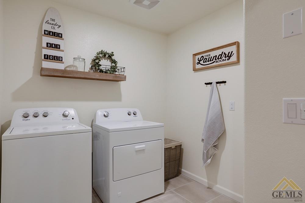 Undisclosed Address Bakersfield, CA 93313 - Photo 28 of 29