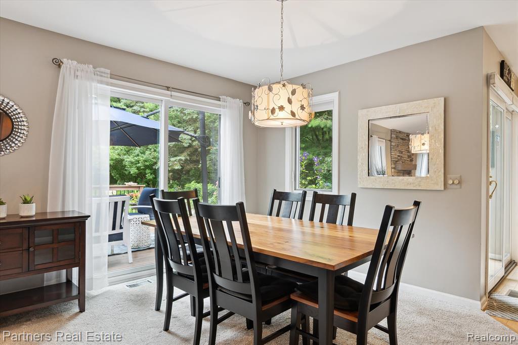 1369 Hunter Road Brighton, MI 48114 - Photo 13 of 50