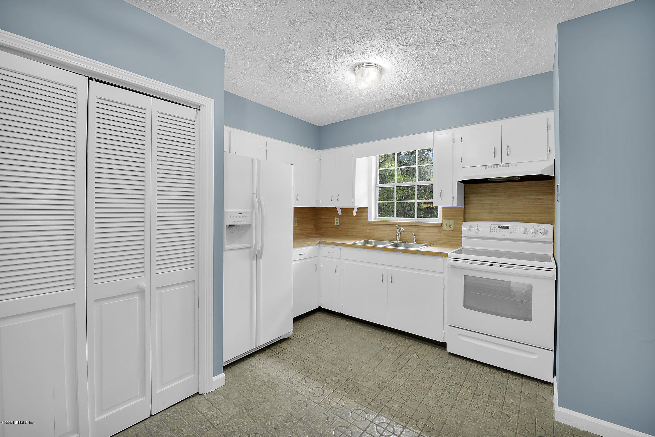 2854 Clairboro Road Jacksonville, FL 32223 - Photo 25 of 41 Kitchen