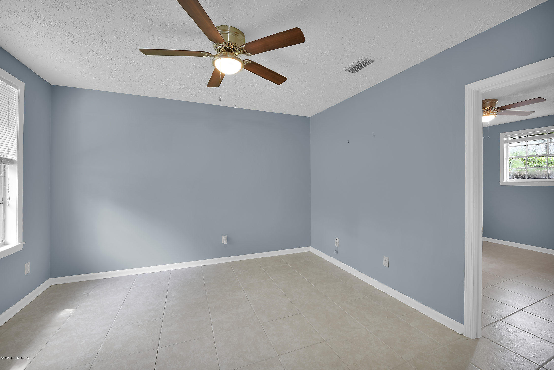 2854 Clairboro Road Jacksonville, FL 32223 - Photo 29 of 41 Living Room