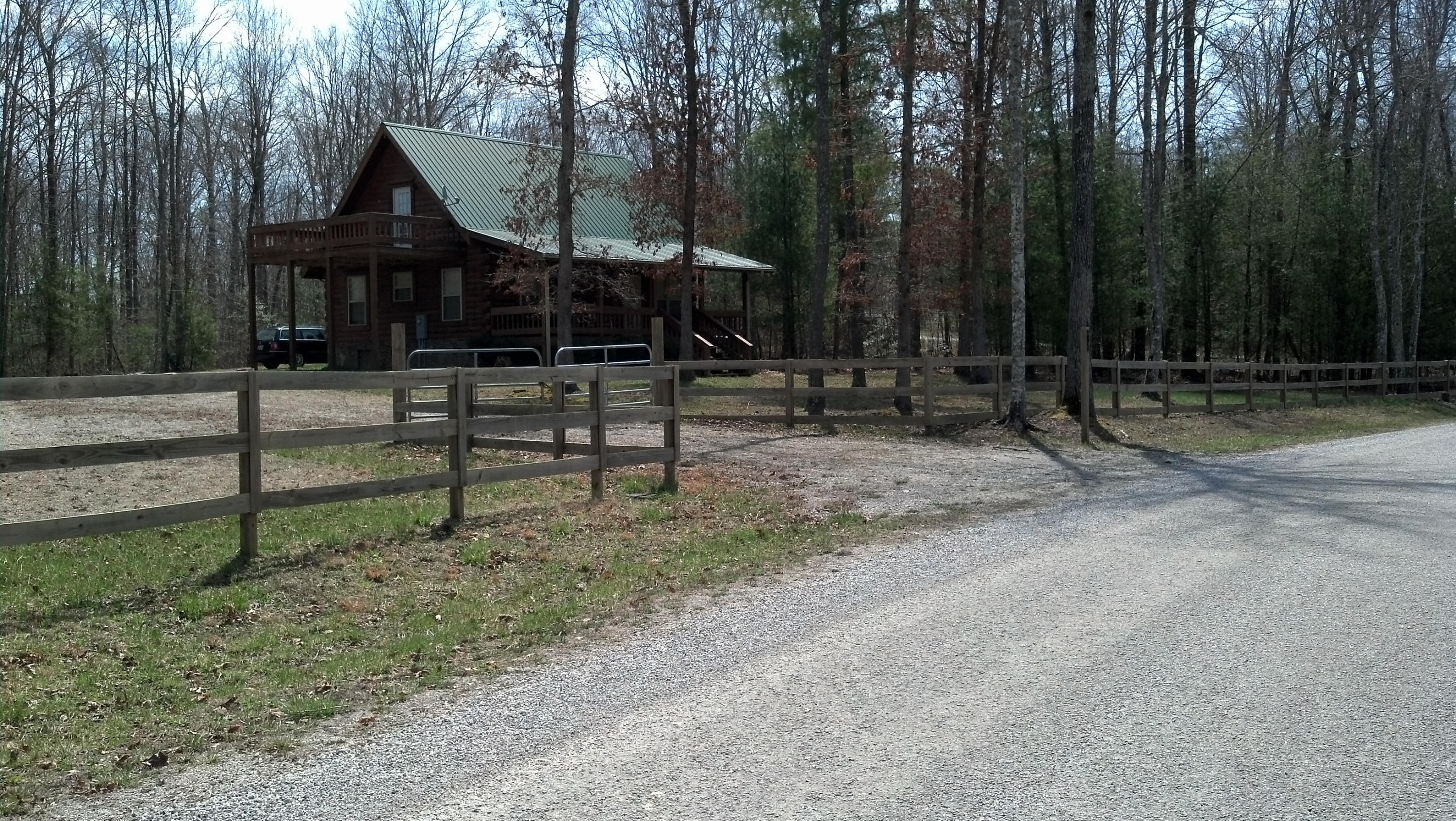 214 Briar Point Road Allardt, TN 38504 - Photo 3 of 11 cabin3