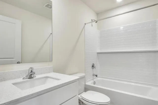 $360,990 | 2648 Arrowhead Drive, Pingree Grove, IL 60140