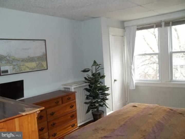 225 Copley Road Upper Darby, PA 19082 - Photo 11 of 16 Bedroom - Main