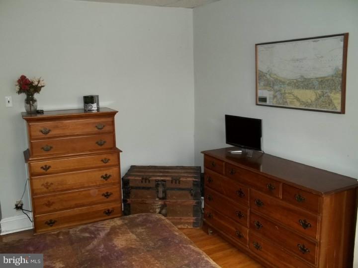 225 Copley Road Upper Darby, PA 19082 - Photo 12 of 16 Bedroom - Main