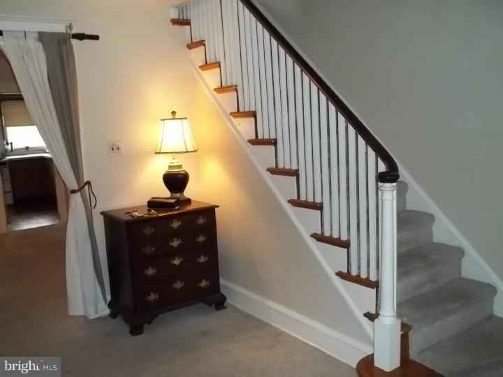 225 Copley Road Upper Darby, PA 19082 - Photo 10 of 16 Living Room