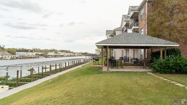 $1,500 | 12389 River Highlands Drive, St. Amant, LA 70774