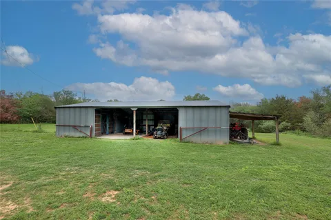$750,000 | 986 Shiloh Road, Bastrop, TX 78602