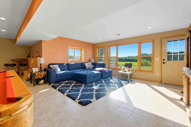 $599,900 | 8695 Dosh Lane, Fort Ripley, MN 56449