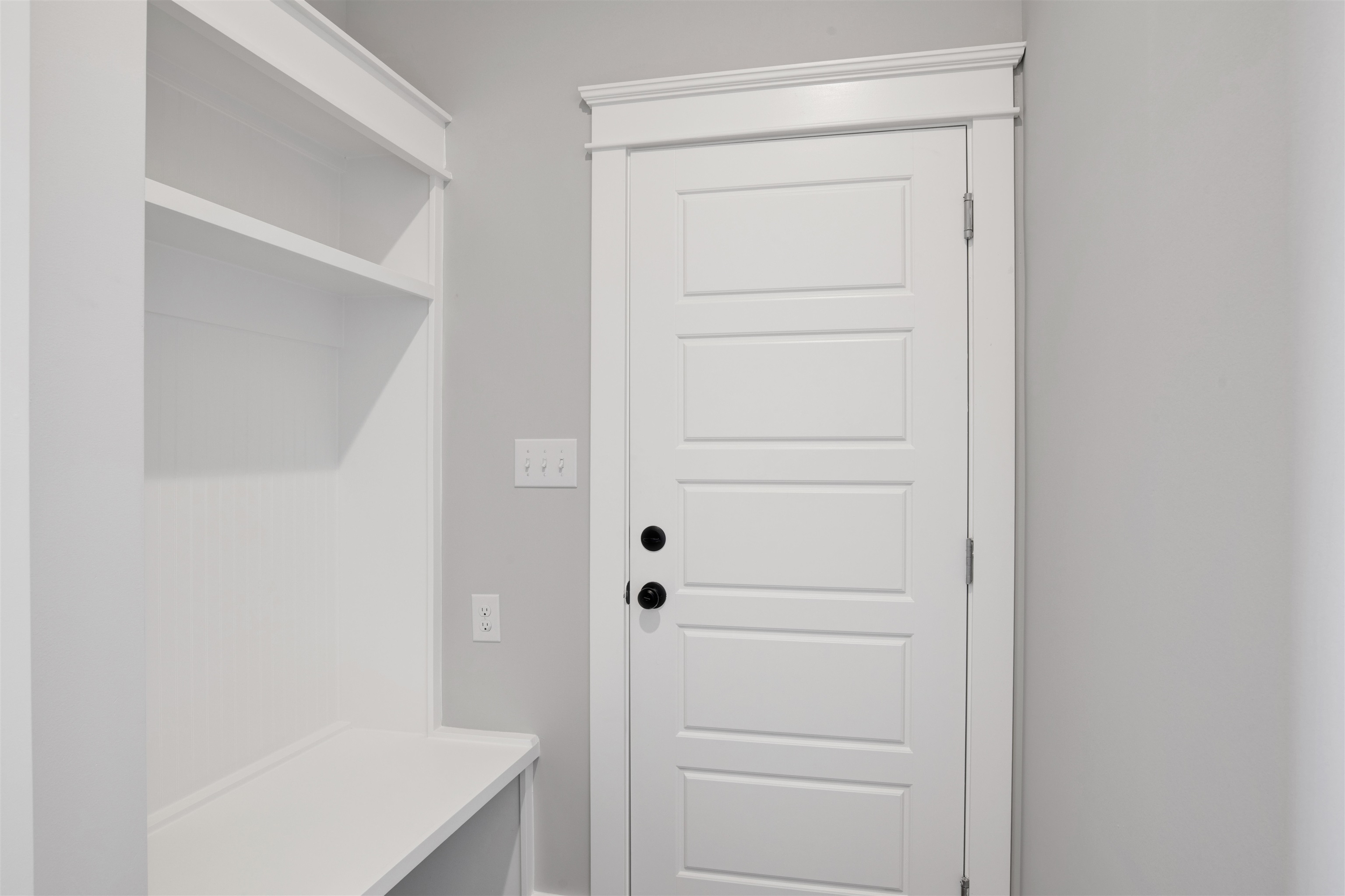 27250 Patch Pl Loop Daphne, AL 36526 - Photo 26 of 37 Mud Room