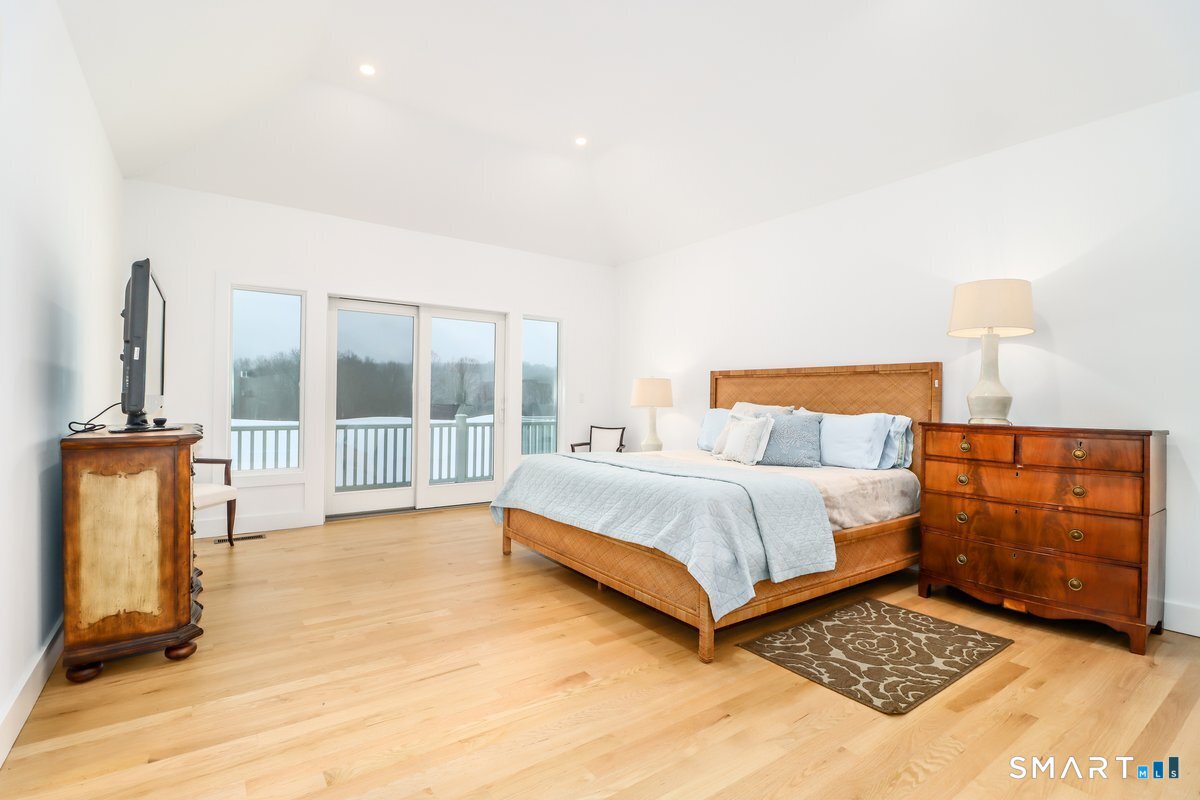 32 Long River Road Sherman, CT 06784 - Photo 10 of 36